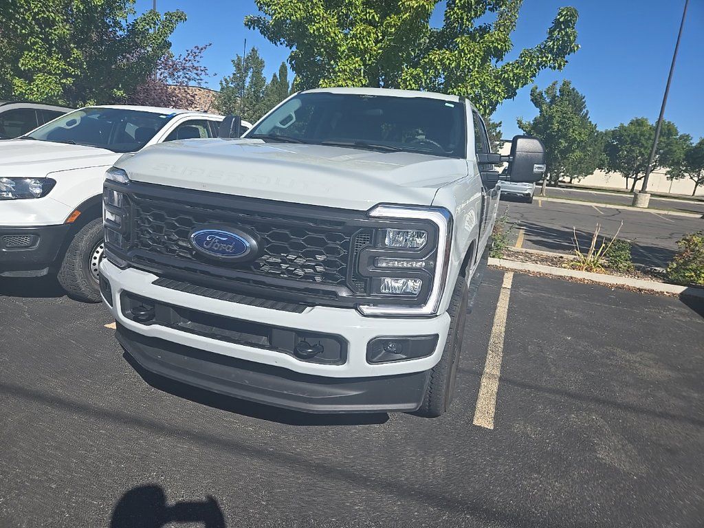 Used 2025 Ford F350 XL w/ STX Appearance Package AWD/4WD image 3