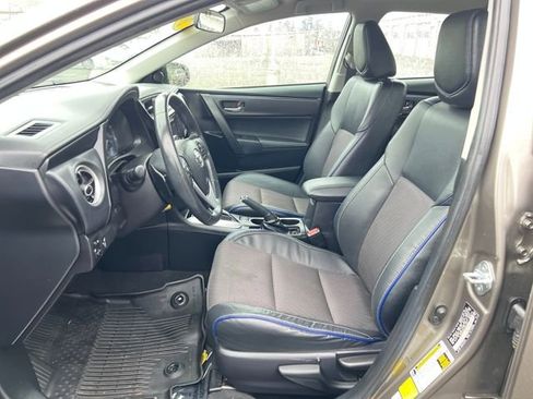 Used 2019 Toyota Corolla SE image 14