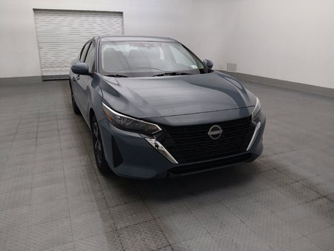 Used 2025 Nissan Sentra SV FWD image 13