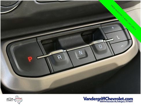 Used 2023 GMC Acadia Denali AWD/4WD image 19