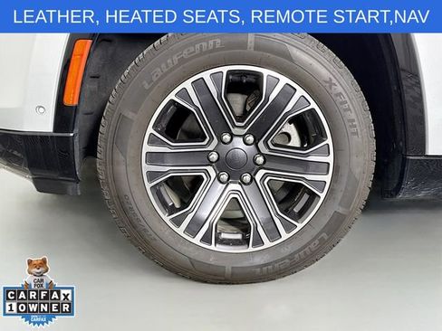 Used 2023 Jeep Wagoneer Series II AWD/4WD image 32