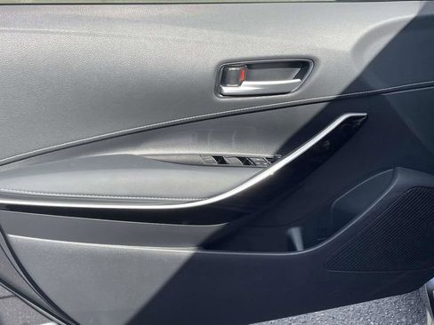Used 2025 Toyota Corolla XSE FWD image 23