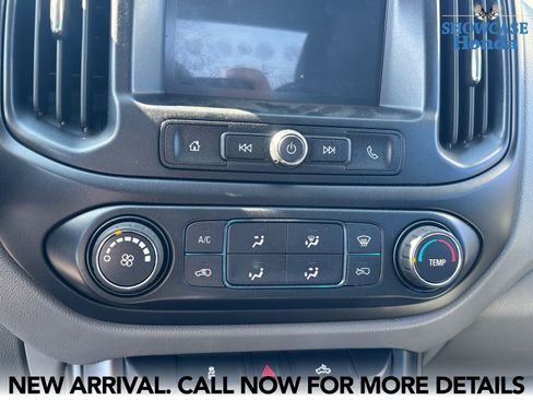 Used 2018 GMC Canyon SL image 9