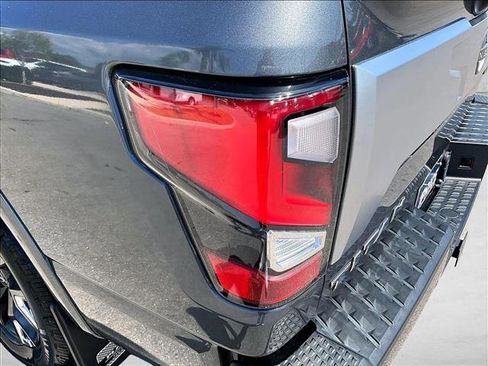 Used 2023 Nissan Titan Platinum Reserve w/ Moonroof Package RWD image 29