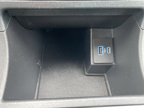 Used 2022 Ford Edge SE w/ Cargo Accessory Package image 31