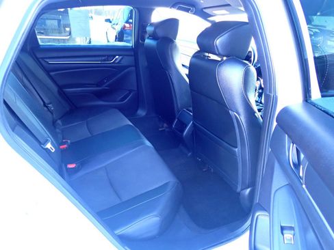Used 2020 Honda Accord Sport image 11