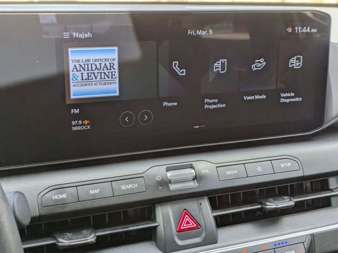 Used 2025 Kia K4 LXS image 17