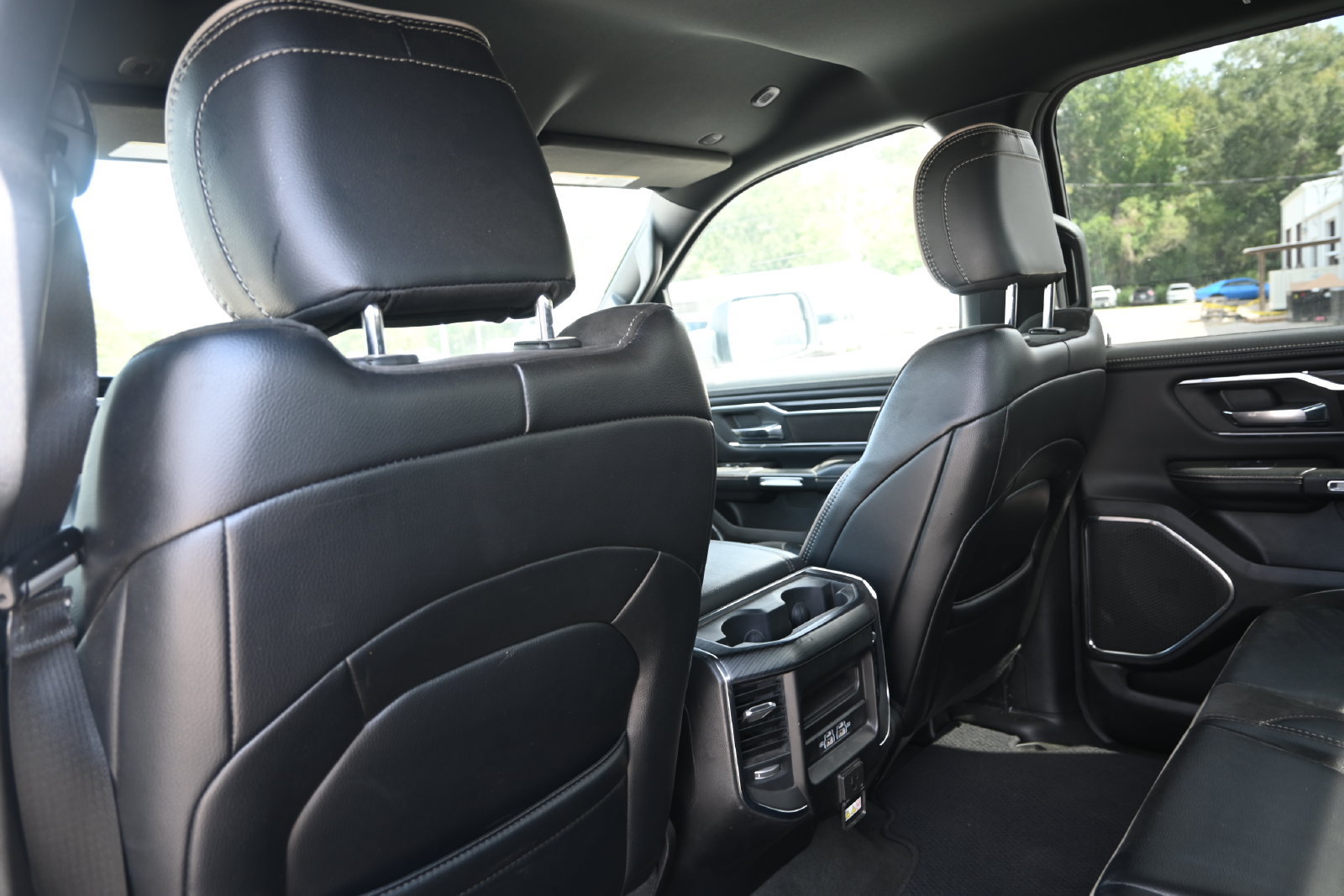 Used 2024 RAM 1500 Laramie RWD image 22