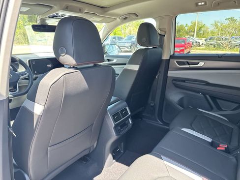 New 2026 Volkswagen Atlas Peak Edition AWD/4WD image 17