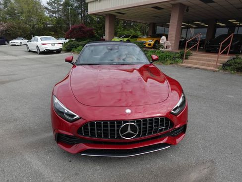 Used 2023 Mercedes-Benz SL 43 AMG w/ Driver Assistance Package image 5