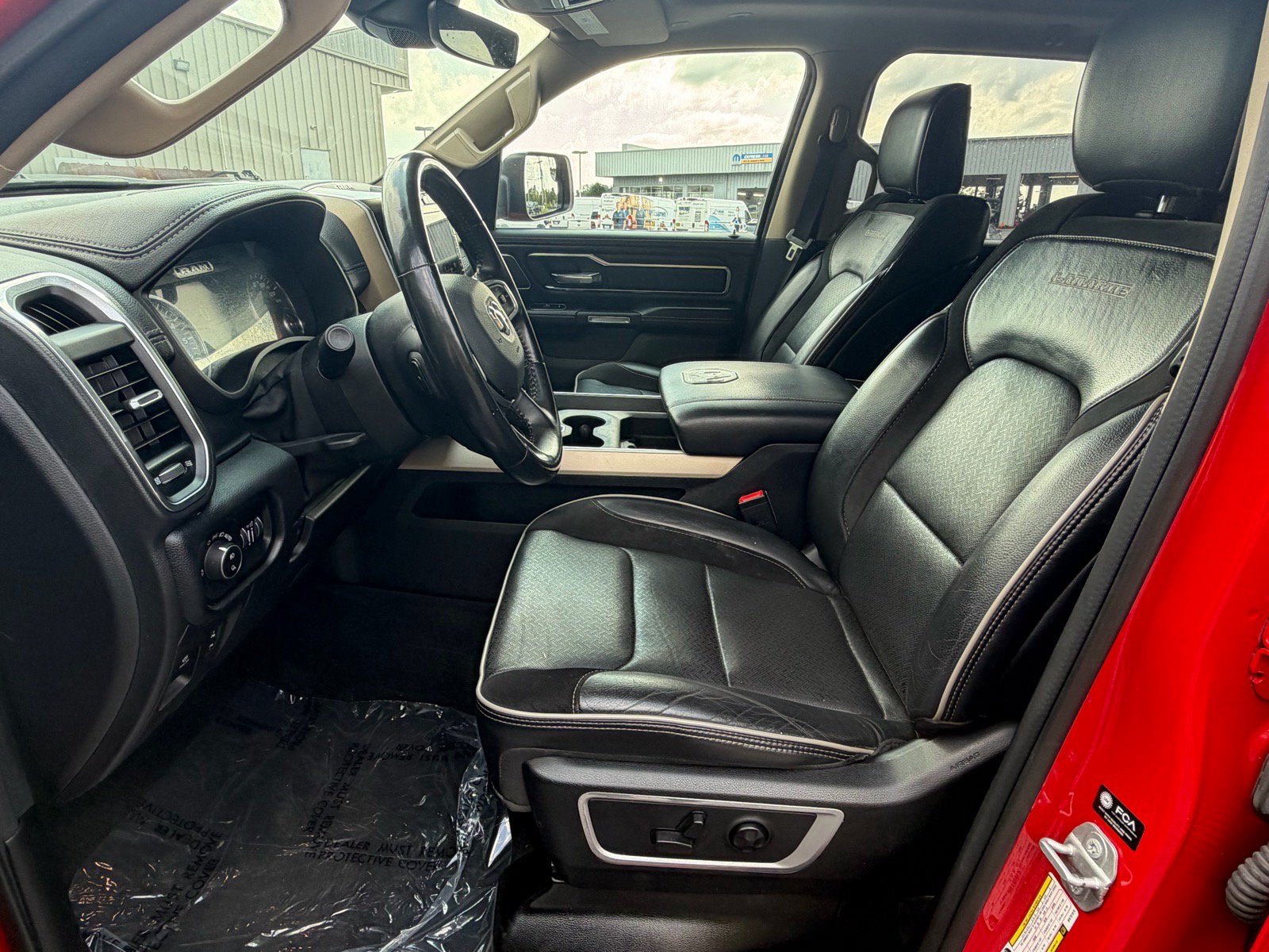 Used 2021 RAM 1500 Laramie AWD/4WD image 30