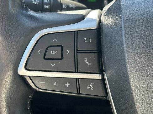 Certified 2022 Toyota Highlander Platinum image 33