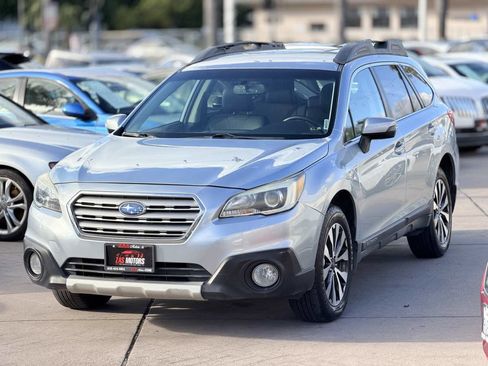 Used 2015 Subaru Outback 3.6R Limited w/ Popular Package #4 image 3