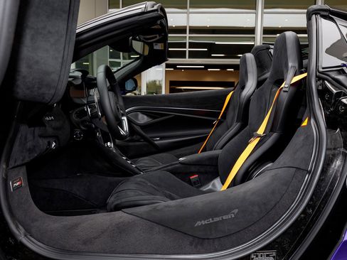 New 2026 McLaren 750S Spider image 32