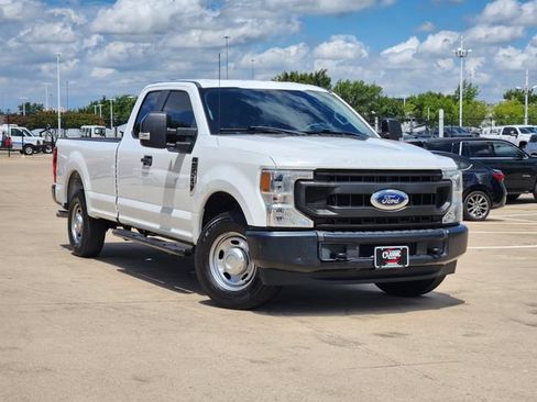 Used 2022 Ford F250 XL w/ Power Equipment Group RWD image 2