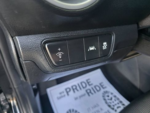 Used 2020 Kia Forte LXS FWD image 17