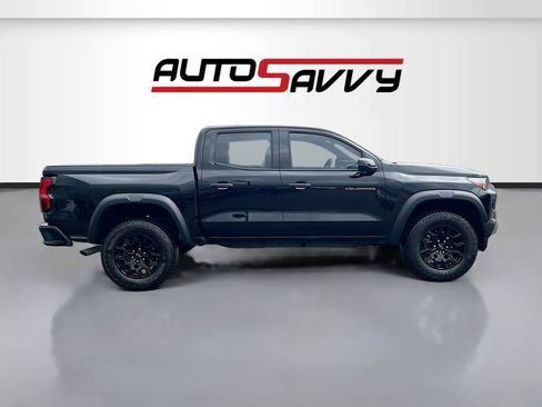 Used 2024 Chevrolet Colorado Trail Boss w/ Advanced Trailering Package AWD/4WD image 8