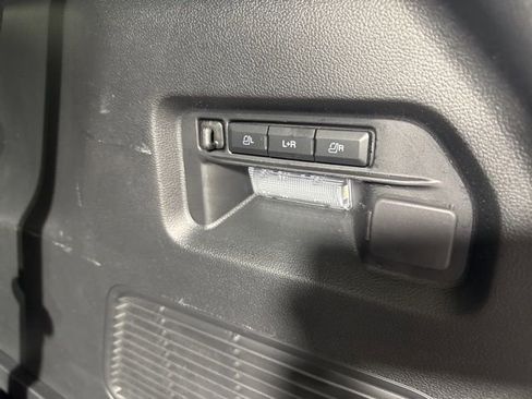 Certified 2023 Ford Explorer Platinum w/ Technology Package image 23