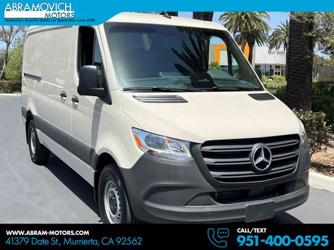 Used 2026 Mercedes-Benz Sprinter 2500 image 1