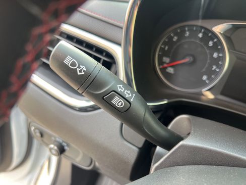 Used 2024 Chevrolet Equinox RS image 23