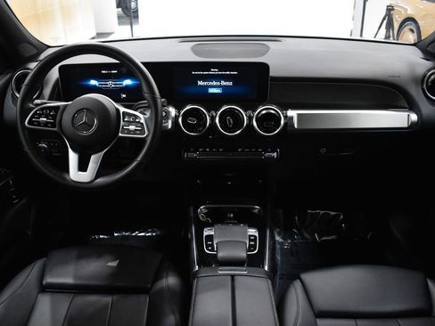 Used 2020 Mercedes-Benz GLB 250 4MATIC image 24