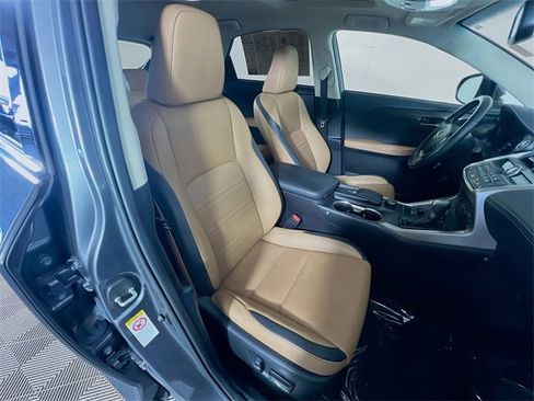 Used 2017 Lexus NX 200t 200t image 29