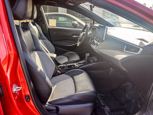 Certified 2025 Toyota Corolla XSE image 19