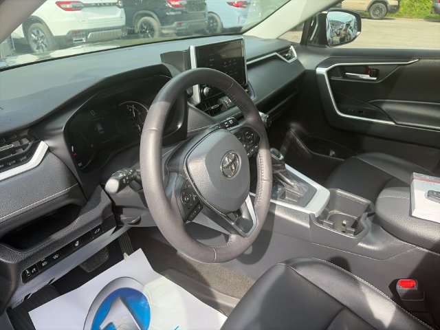 Used 2023 Toyota RAV4 XLE Premium AWD/4WD image 11