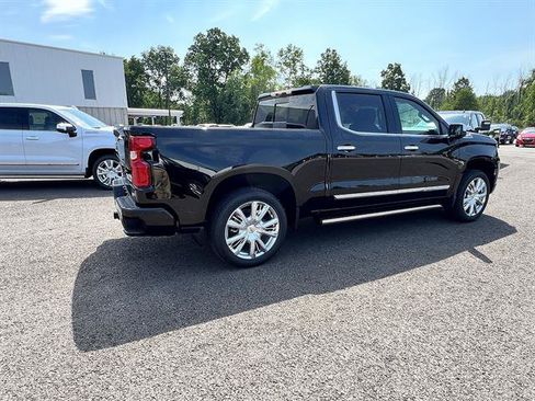 New 2026 Chevrolet Silverado 1500 High Country AWD/4WD image 6