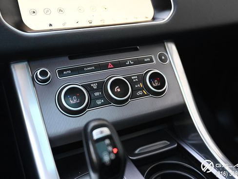 Used 2017 Land Rover Range Rover Sport HSE image 26