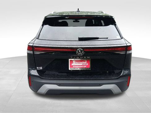 New 2026 Volkswagen Tiguan S FWD image 4