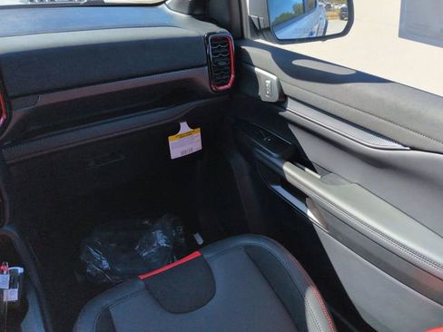 New 2025 Ford Ranger Raptor image 17