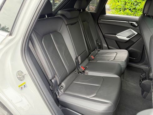 Used 2022 Audi Q3 2.0T Premium Plus AWD/4WD image 40