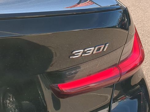 Used 2023 BMW 330i xDrive 330i xDrive w/ M Sport Package image 18