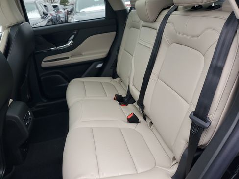 New 2026 Lincoln Corsair Premiere image 28