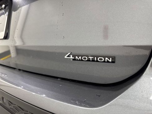 New 2026 Volkswagen Taos SE image 33