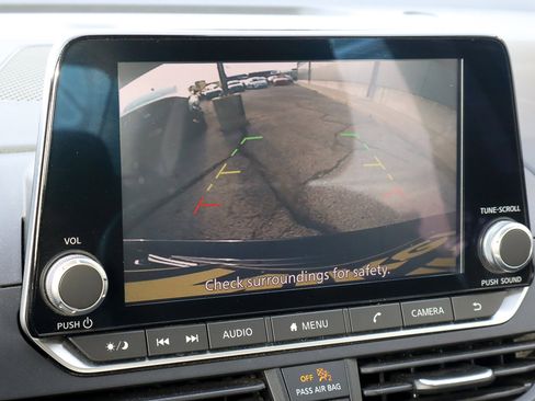 Used 2024 Nissan Altima 2.5 SR image 12