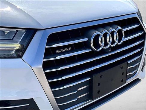 Used 2018 Audi Q7 3.0T Prestige w/ Prestige Package AWD/4WD image 27
