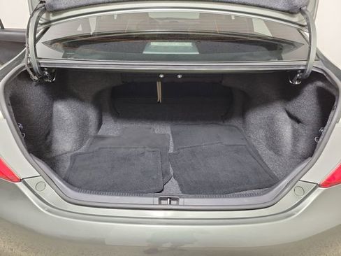 Used 2012 Toyota Camry LE FWD image 10
