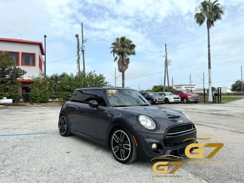 Used 2017 MINI Cooper S FWD image 5