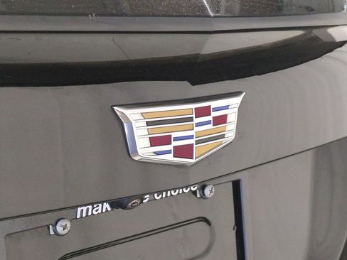 Used 2023 Cadillac XT4 Luxury w/ Cold Weather Package image 15