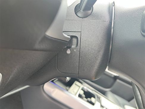 Certified 2022 Mercedes-Benz GLB 250 4MATIC image 22