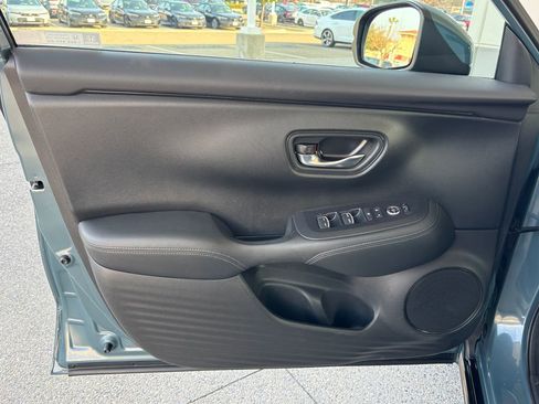 Used 2023 Honda HR-V EX-L image 24