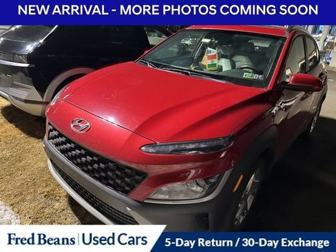 Used 2022 Hyundai Kona SEL w/ Convenience Package image 1