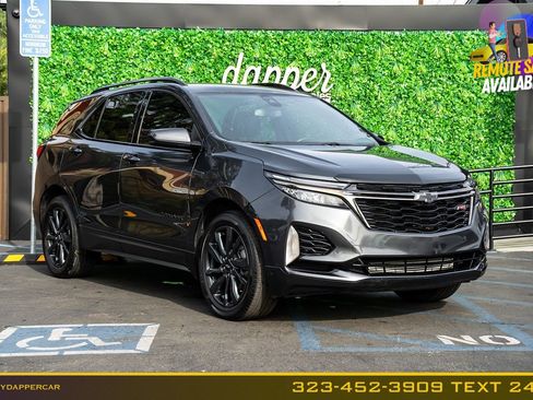 Used 2023 Chevrolet Equinox RS image 3