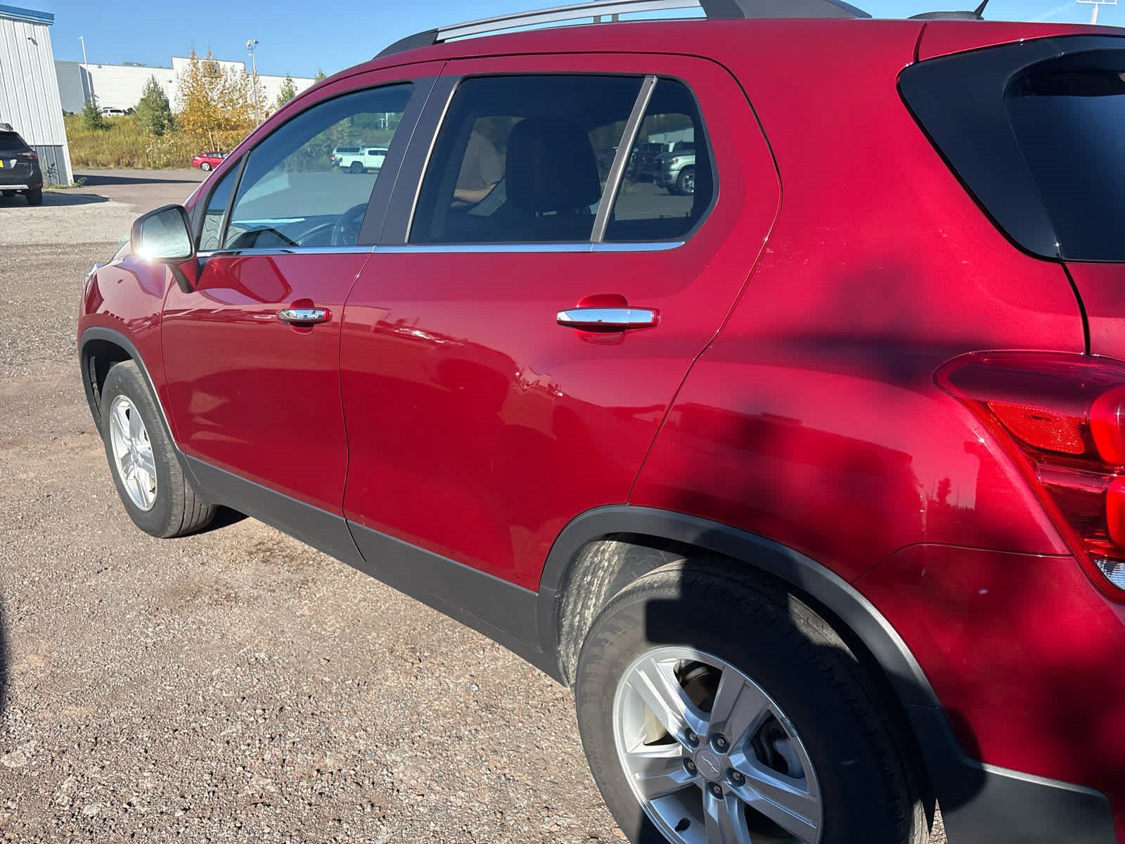 Used 2020 Chevrolet Trax LT w/ LT Convenience Package AWD/4WD image 13