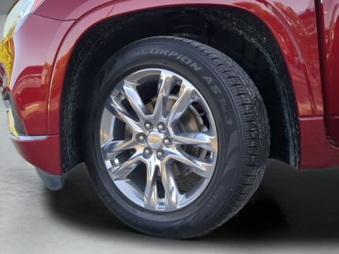 Used 2019 Chevrolet Traverse High Country AWD/4WD image 74