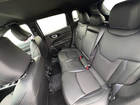 New 2026 Jeep Compass Latitude image 22