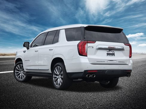 Used 2021 GMC Yukon Denali w/ Denali Premium Package image 19