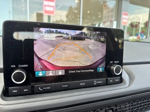 Used 2025 Honda Accord SE image 30